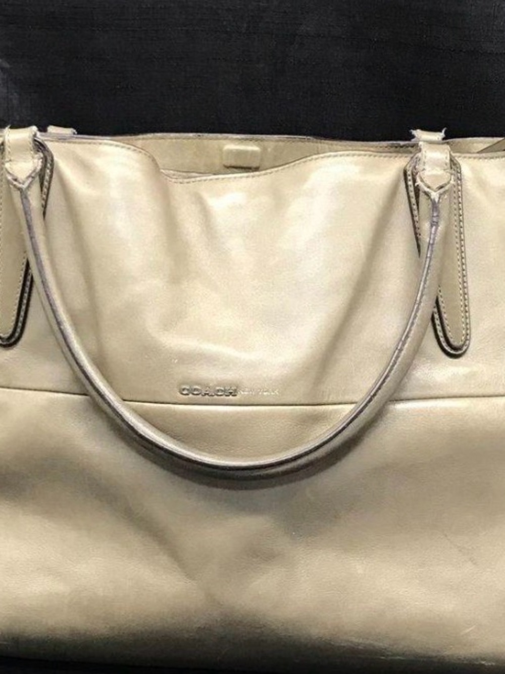 Beautiful Coach Olive Green Leather Tote Bag